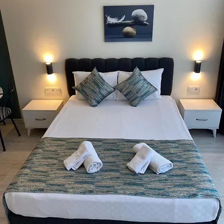 Hadrians Tower Aparthotel 3*