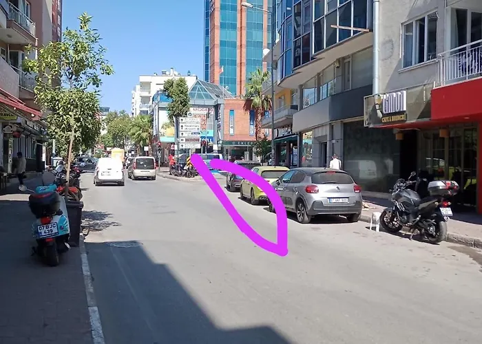 Hadrians Tower Aparthotel 3*