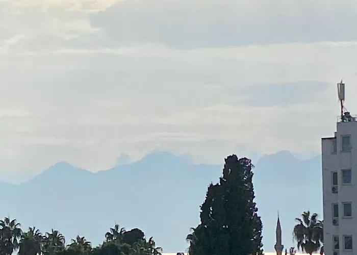 Hadrians Tower Aparthotel