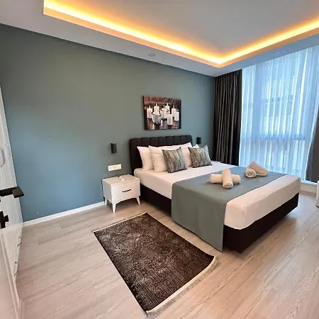 Hadrians Tower أنطاليا