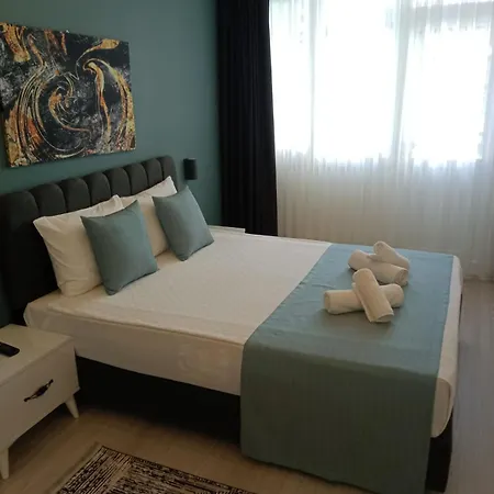 Hadrians Tower Aparthotel