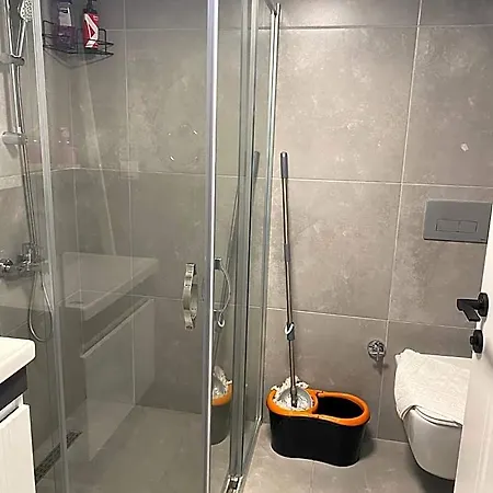 Hadrians Tower 3*