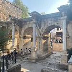 Hadrians Tower 3*